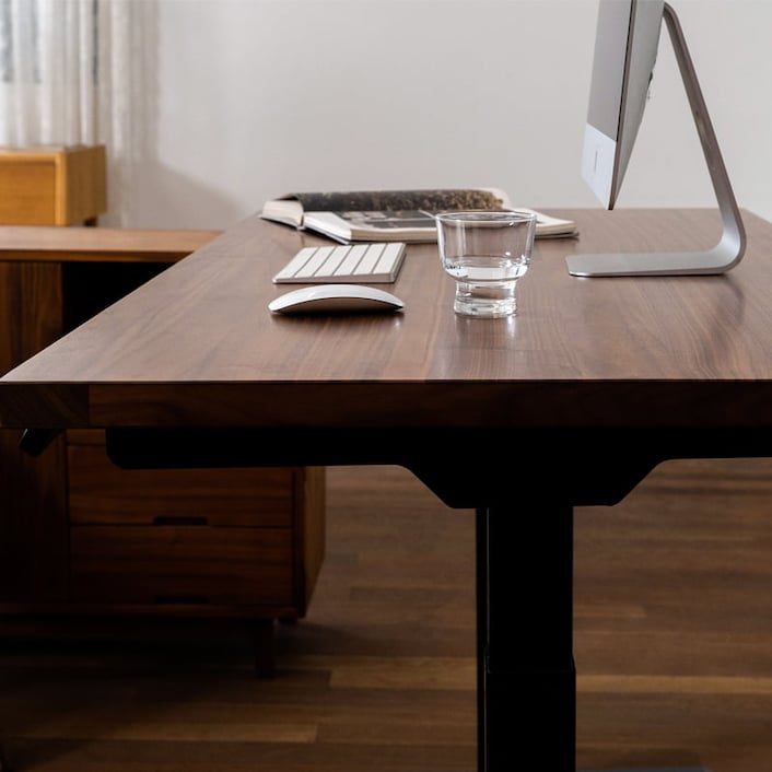 Sway desk store
